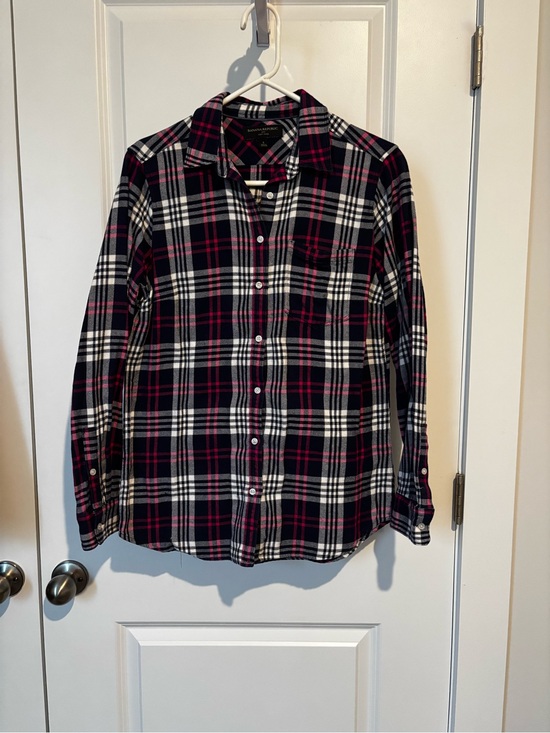 Banana Republic Tops - Banana Republic Woman’s Navy White and Pink Plaid Button-Up Shirt